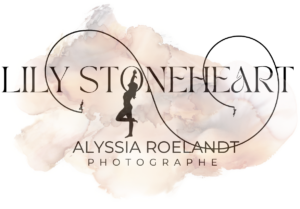 ALYSSIA ROELANDT - LILY STONEHEART