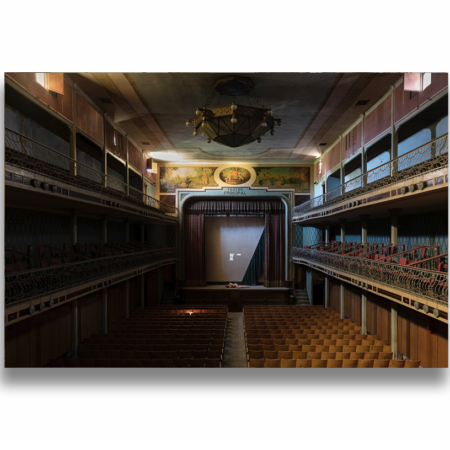 Urbex Lily Stoneheart theater montblanc